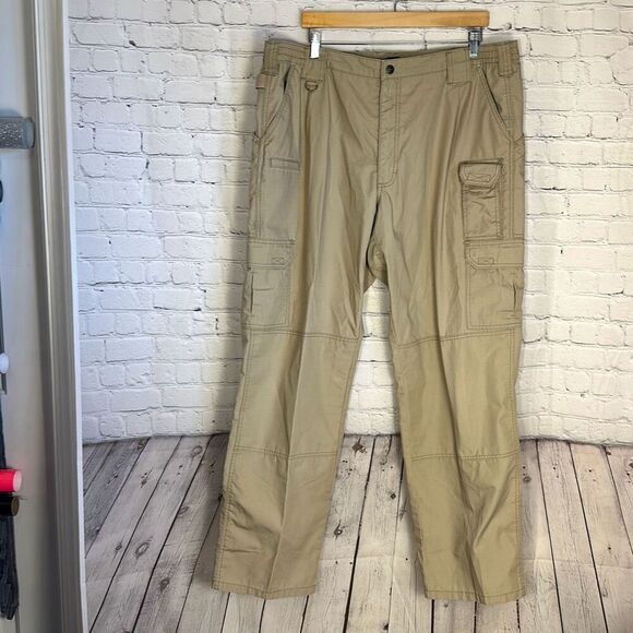 5.11 Tactical Men's Covert Canvas Pants Cargo Utility Style 74289 size 42/34 - Picture 1 of 9